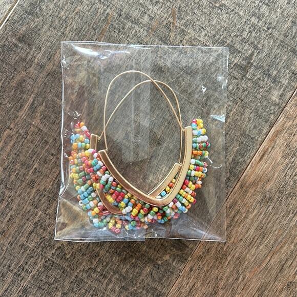 Colorful Arylic Alloy Rainbow Beaded Women's Hoop Earrings OS NWT - Picture 3 of 4